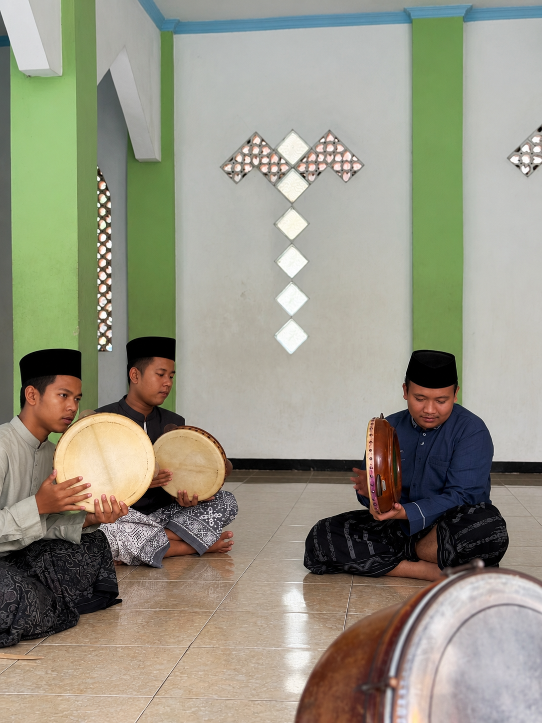 Hadroh